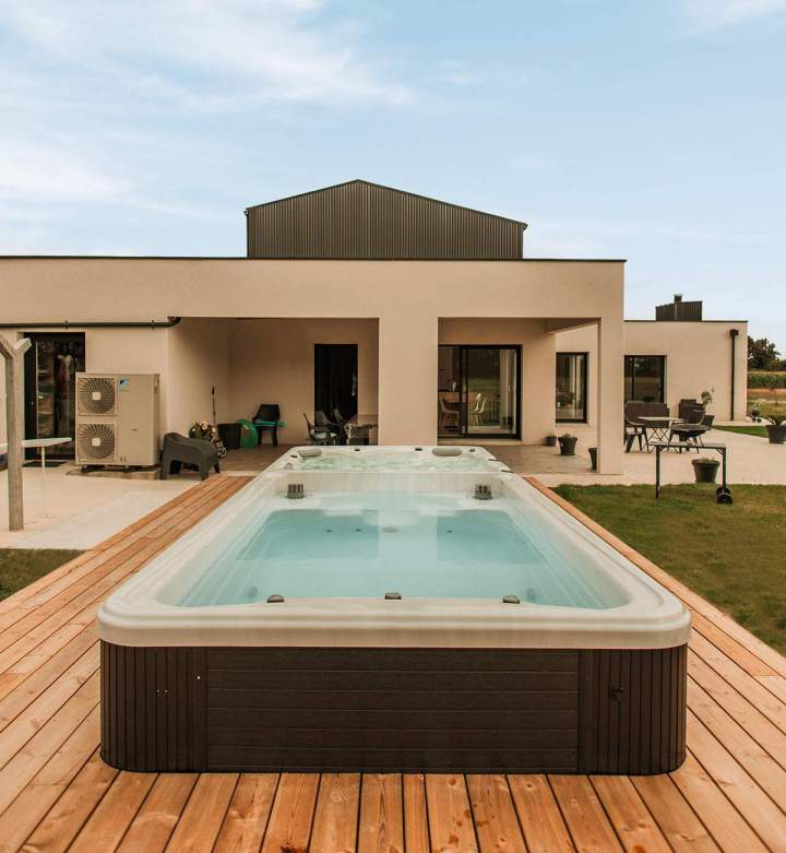 Jacuzzi extérieur Bruz